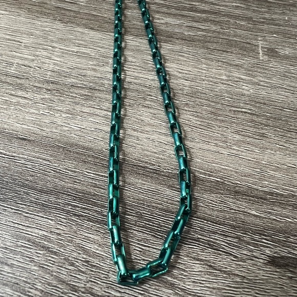 Melania Clara Necklace - Picture 13 of 14